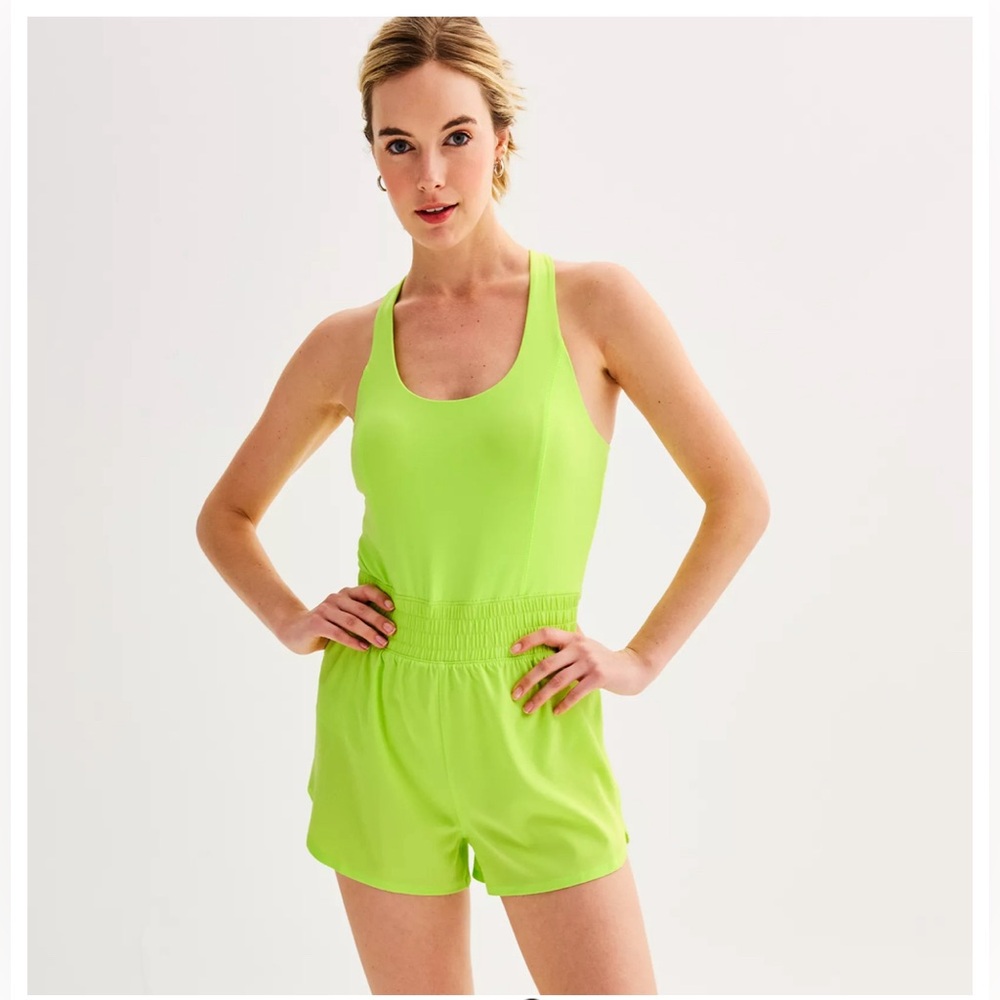 SO Sporty Crossback Running Romper